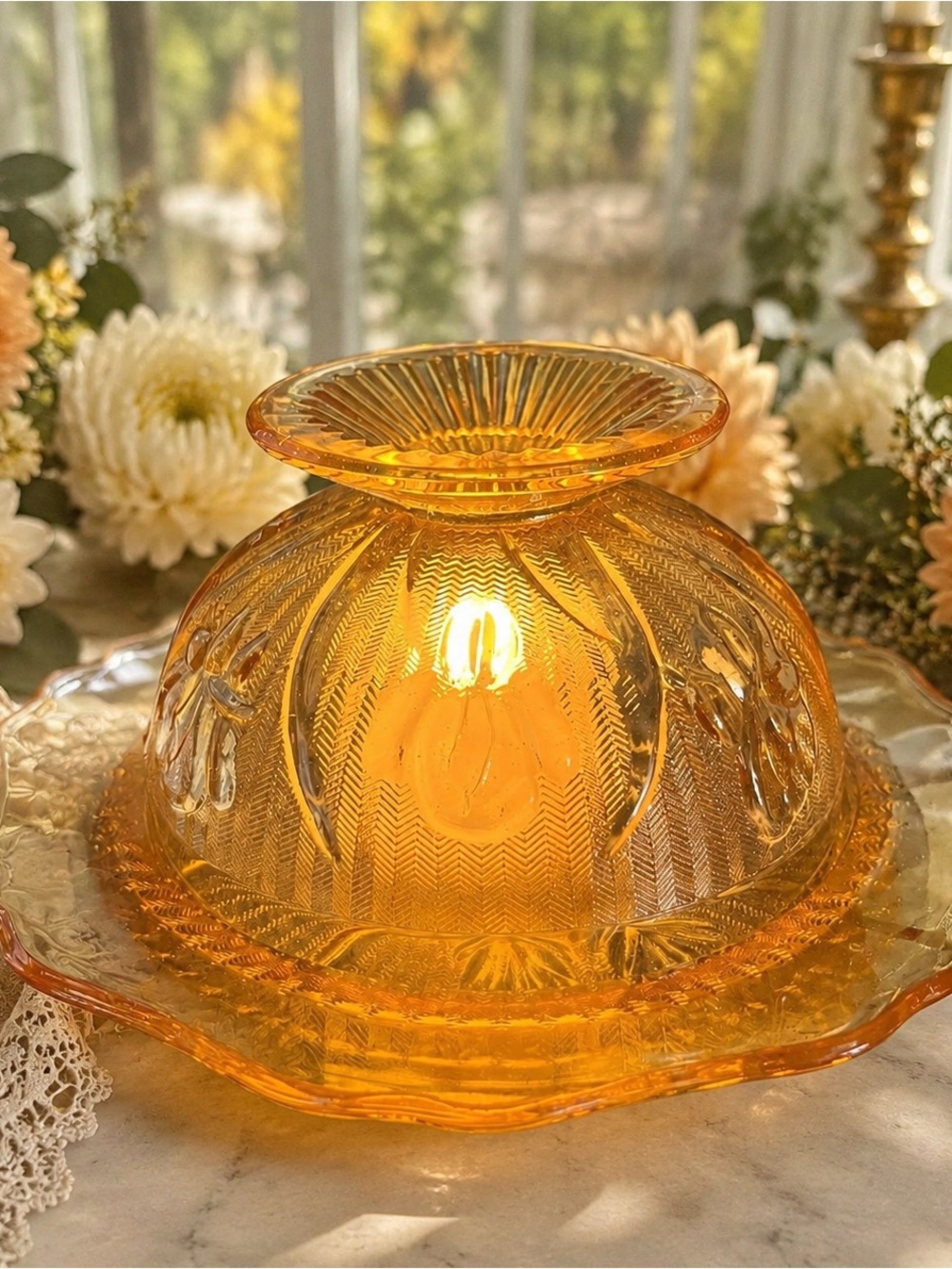 Vintage Jeannette Iris Herringbone Marigold Glass Fairy Lamp